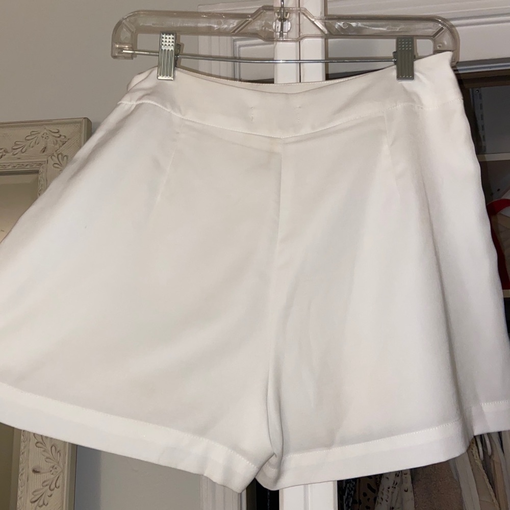 Skort - Picture 3 of 3